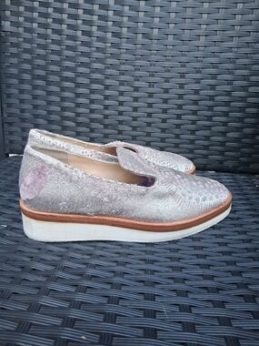 Free People Snake Eye Metallic Slip On Loafers, Size 38